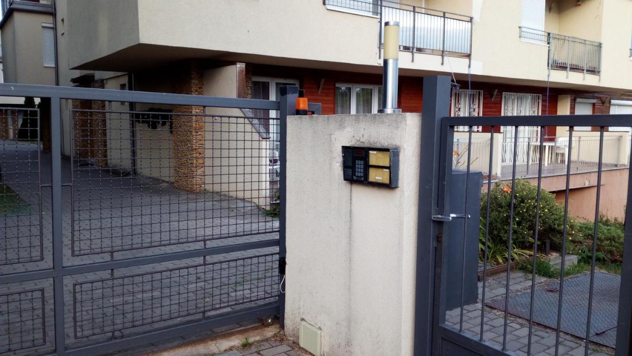 巴拉顿菲赖德Cool & Pool Apartman公寓 外观 照片